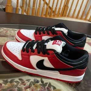 Nike SB Dunk Low PRO